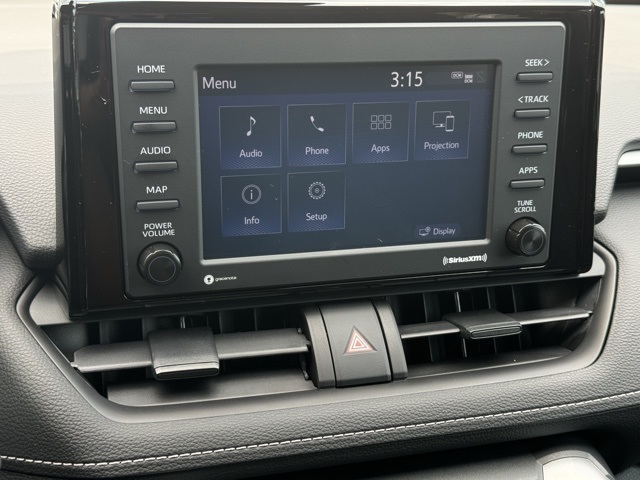 2022 Toyota RAV4 XLE photo 23