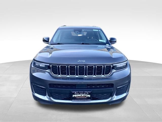 2021 Jeep Grand Cherokee Limited photo 2