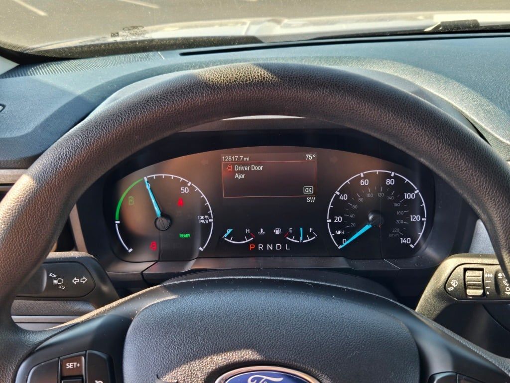 2023 Ford Maverick XLT photo 30