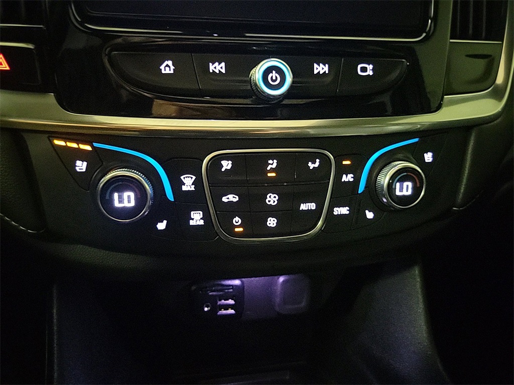 2023 CHEVROLET TRAVERSE - Image 21