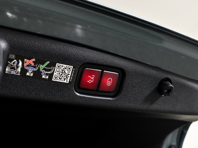 2026 Mercedes Benz E 350 photo 34