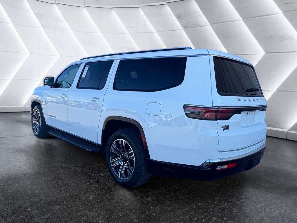 2024 Jeep Wagoneer L Series II photo 6