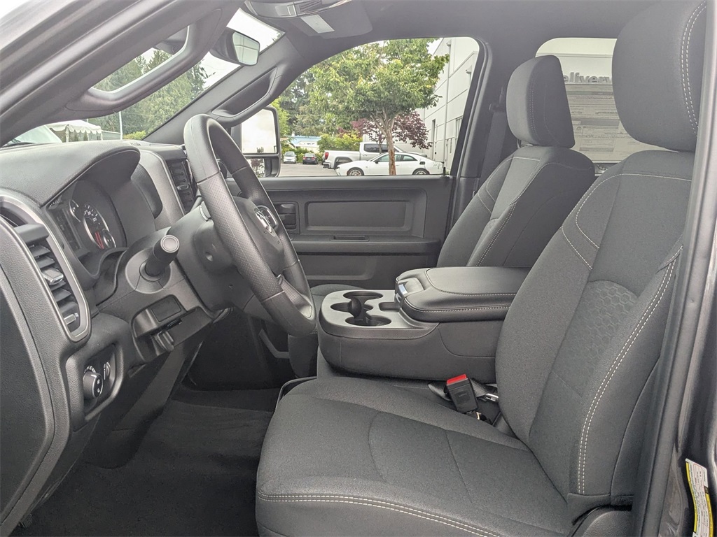 2025 Ram 2500 Tradesman photo 12