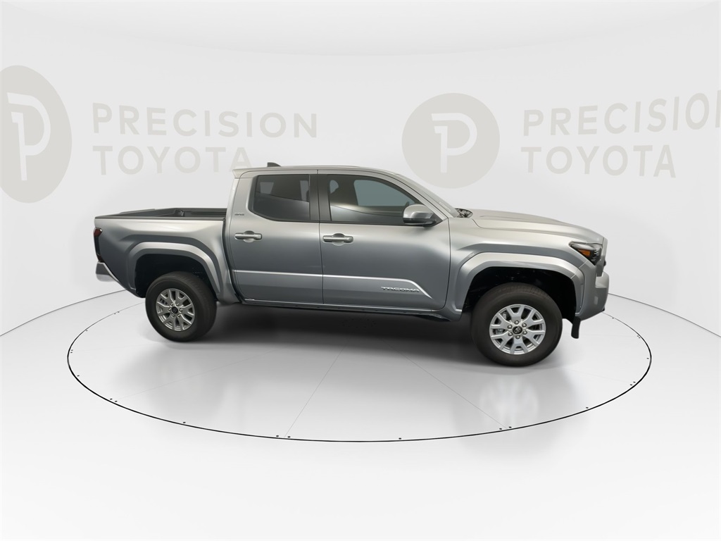 2025 Toyota Tacoma SR5 4x4 Double Cab photo 5