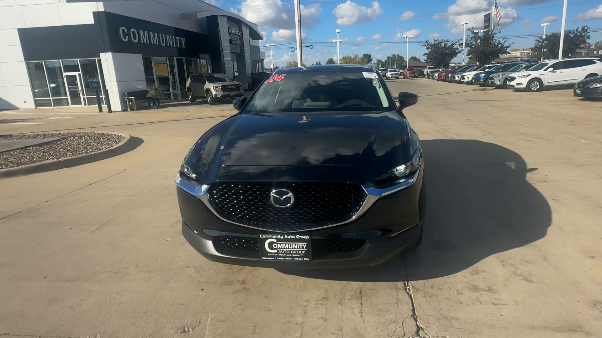 2024 Mazda CX-30 2.5 S Premium photo 2