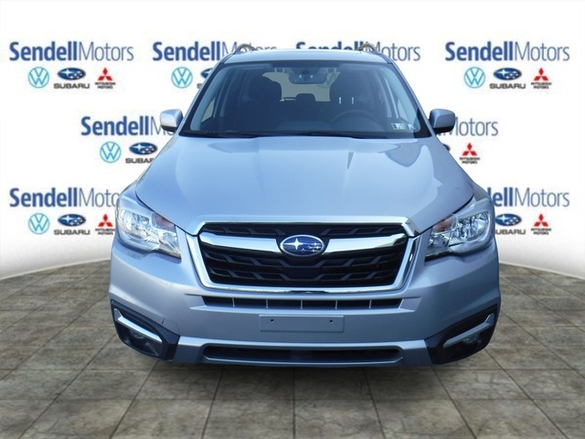 2018 Subaru Forester 2.5i Premium photo 5