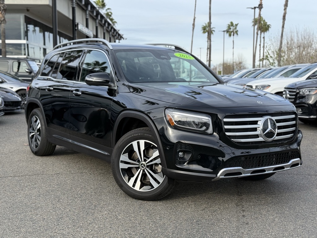 2025 Mercedes-Benz GLB Base's photo