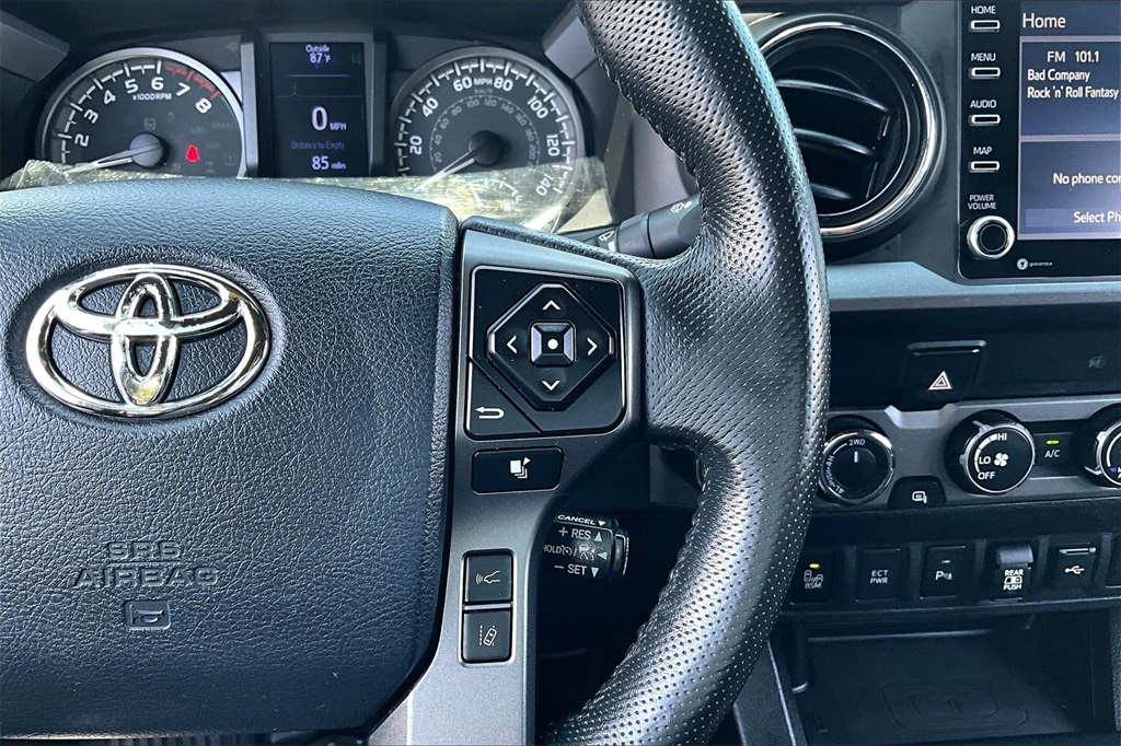 2020 Toyota Tacoma TRD Sport photo 20