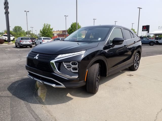 2024 Mitsubishi Eclipse Cross SE photo 3