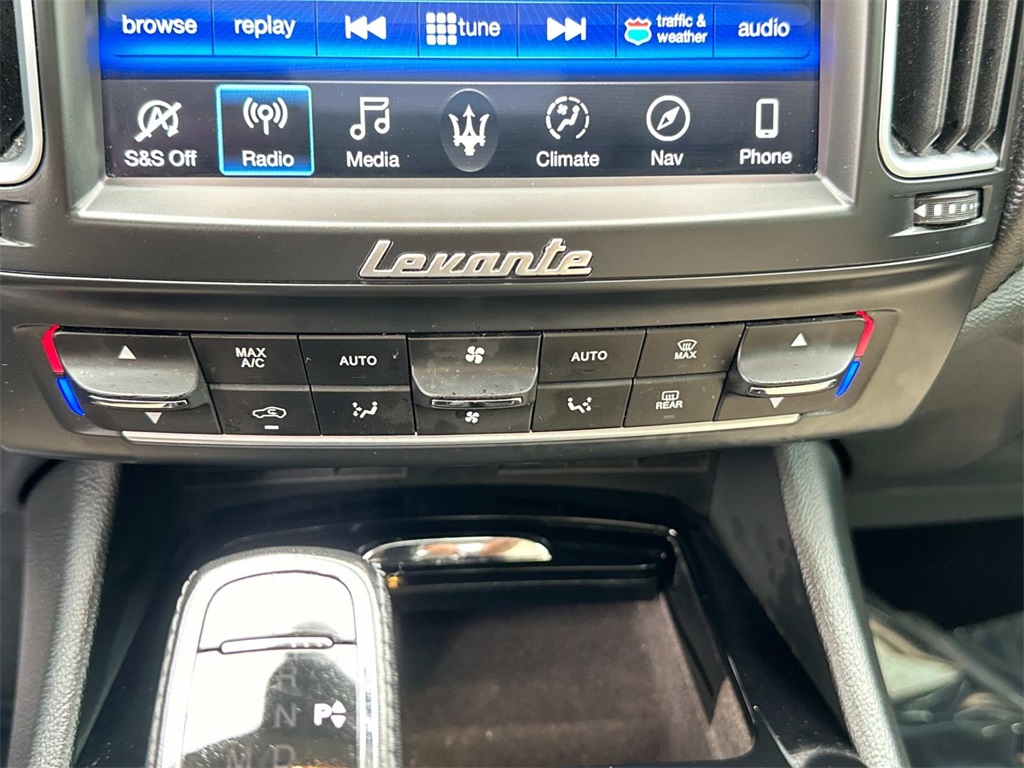 2020 Maserati Levante S photo 22