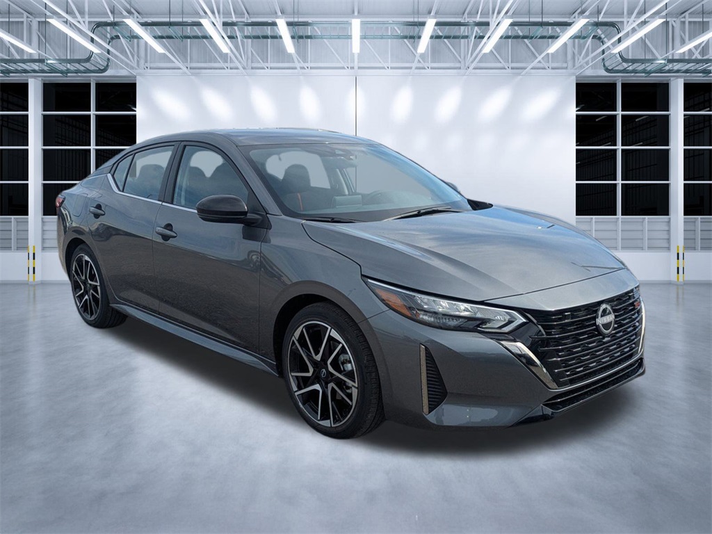 2025 Nissan Sentra SR's photo