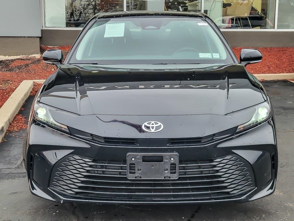 2025 Toyota Camry LE photo 3