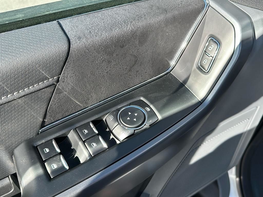 2025 Ford F-150 XLT photo 10