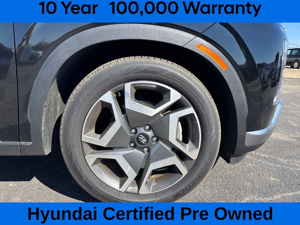 2024 Hyundai Palisade Limited photo 2