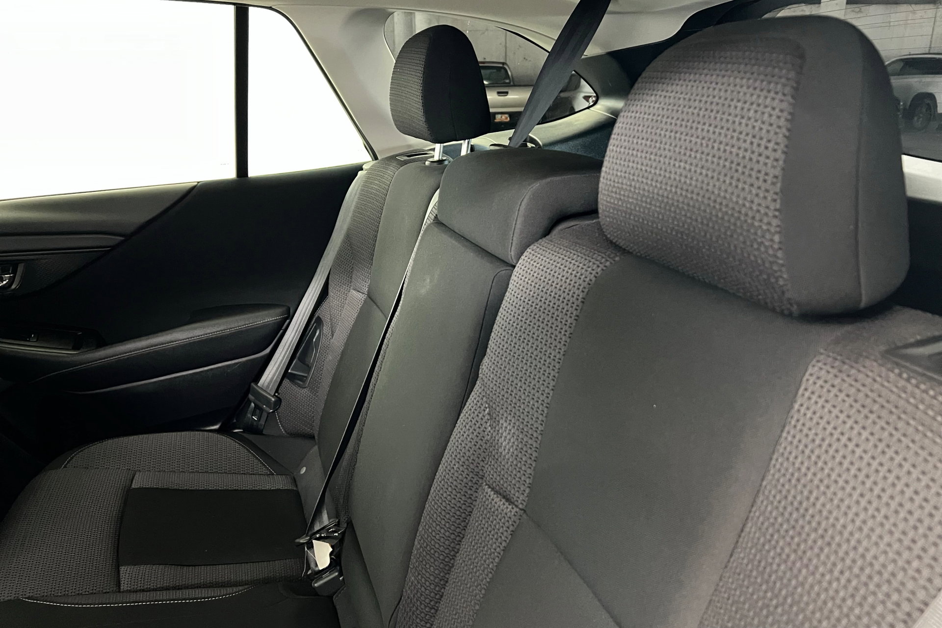 2020 Subaru Outback Premium photo 20