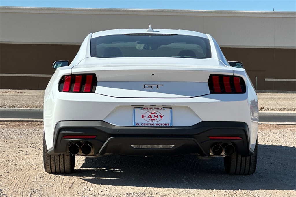 2025 Ford Mustang GT photo 4