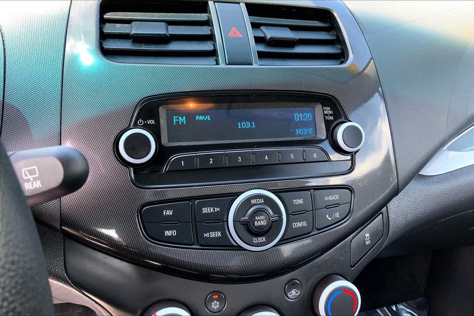 2015 Chevrolet Spark LS photo 26