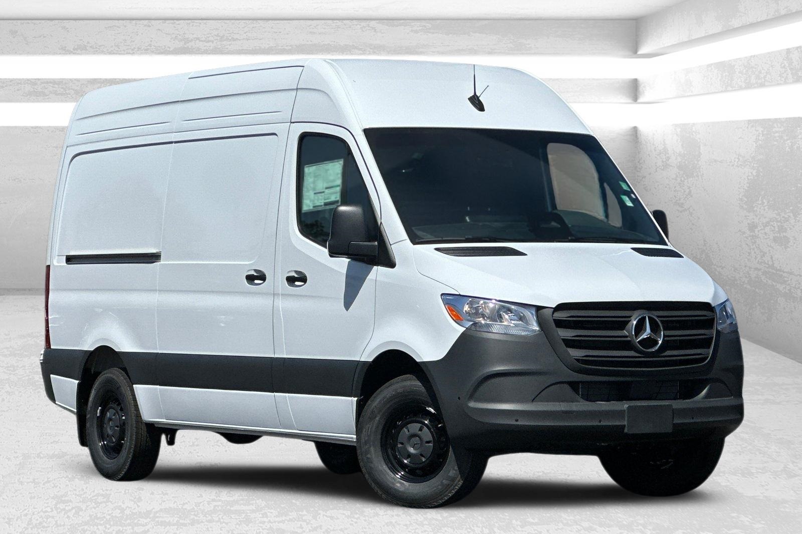 2025 Mercedes-Benz Sprinter Cargo Van
