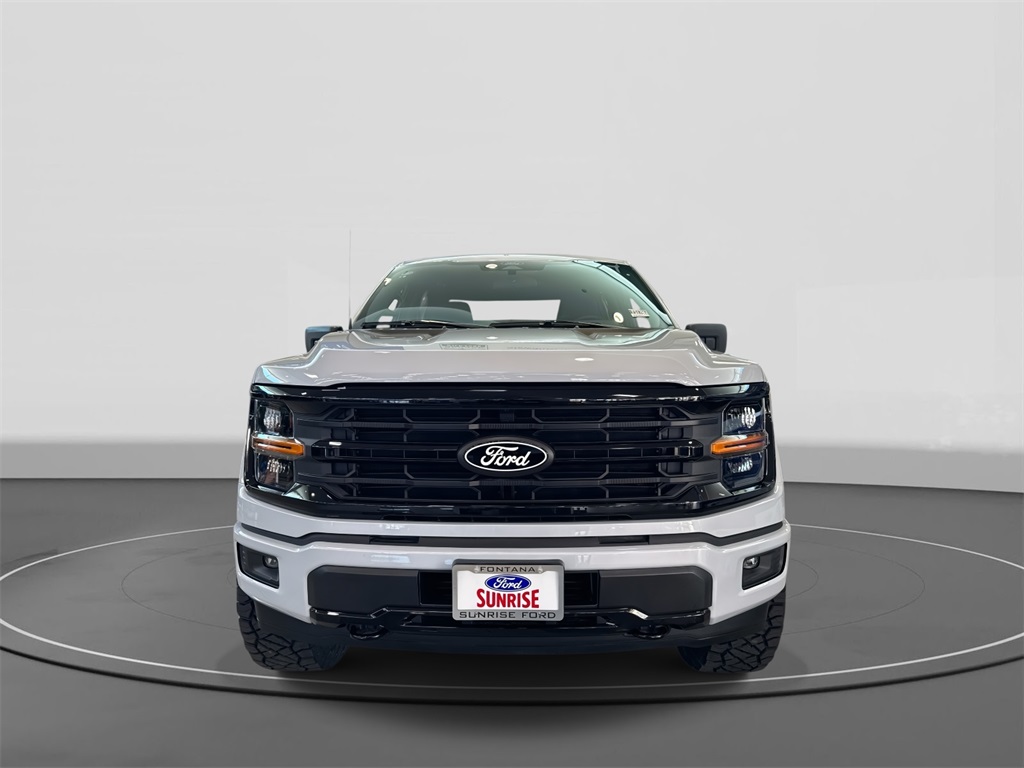 2025 Ford F-150 XLT photo 2