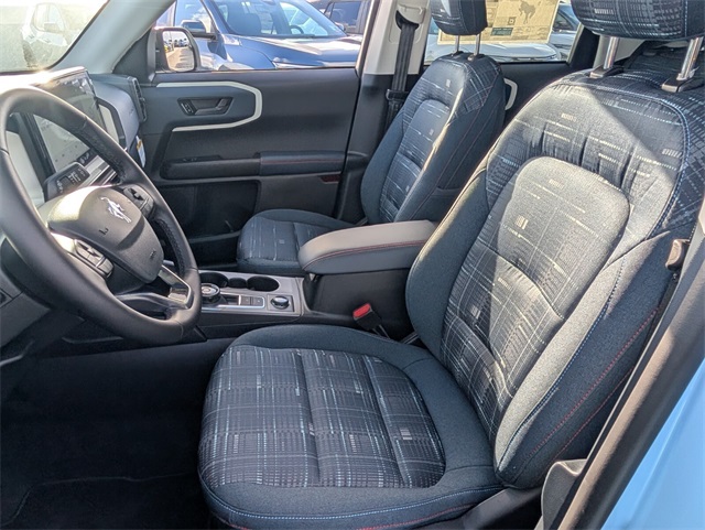 2025 Ford Bronco Sport Heritage photo 2