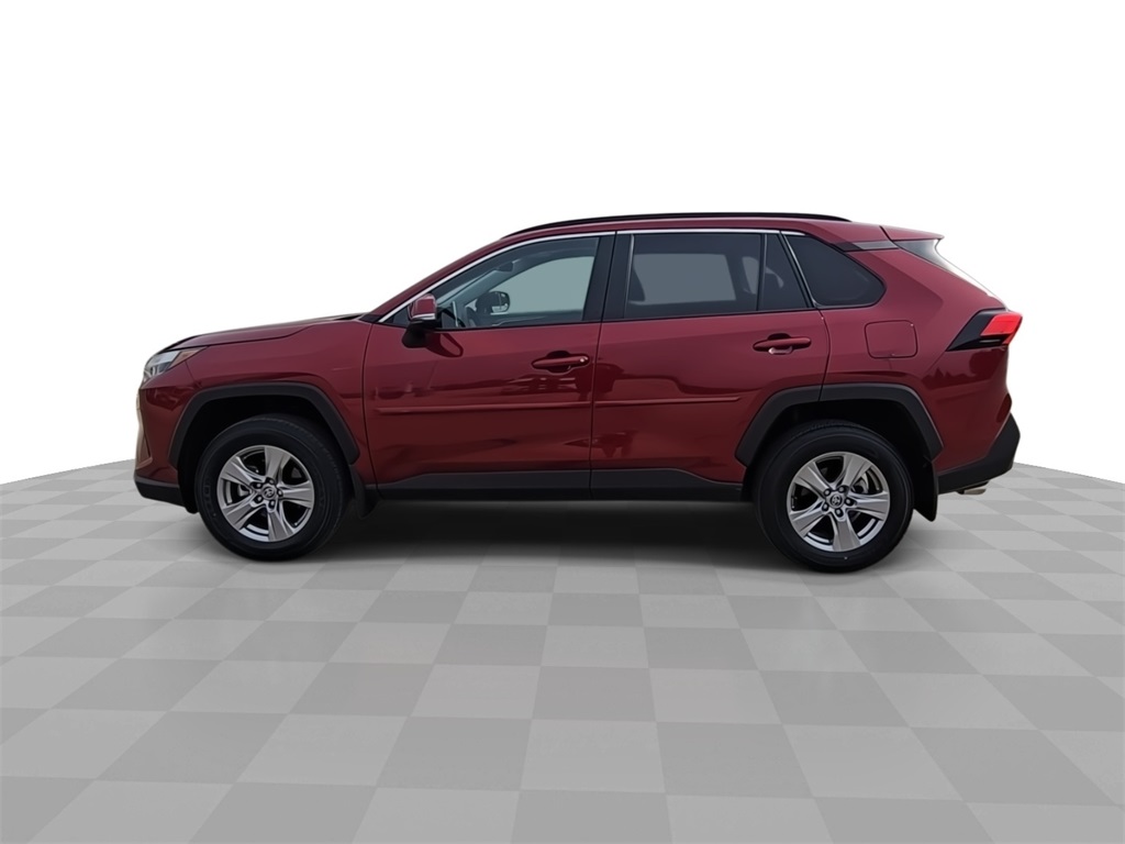 2023 Toyota RAV4 XLE photo 4