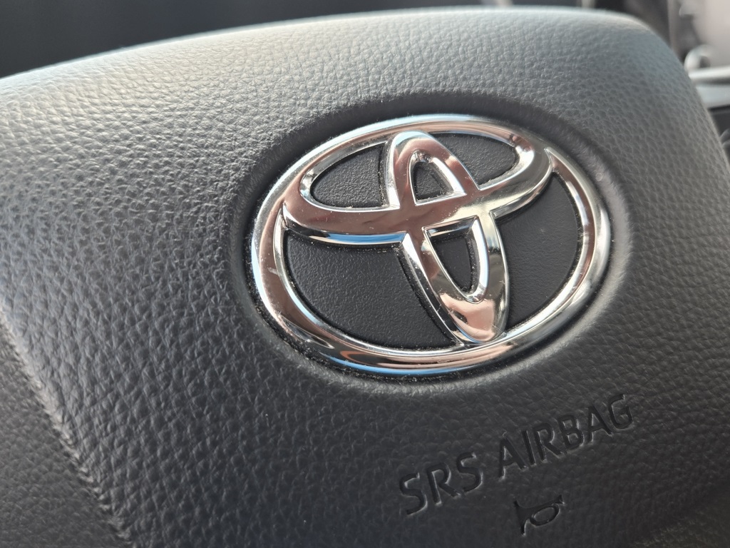 2021 Toyota Highlander XLE photo 30