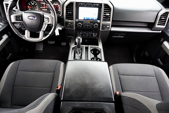 2020 Ford F-150 Raptor photo 23
