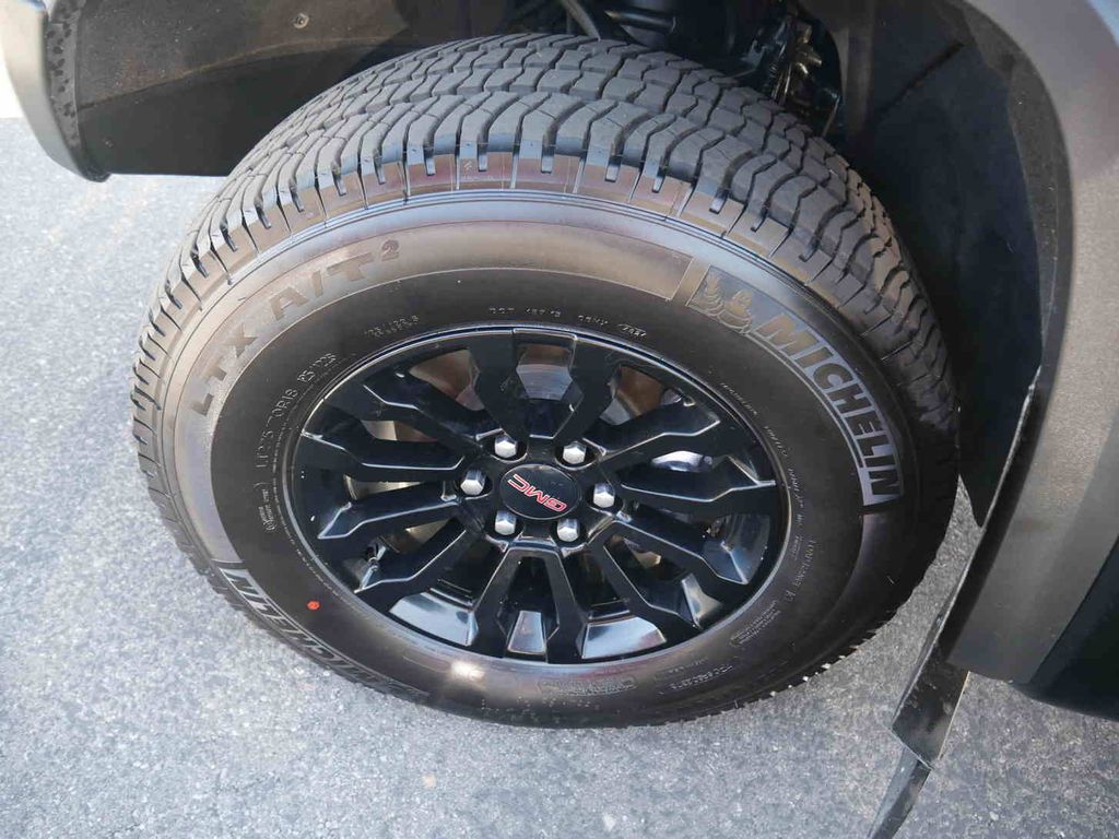 2023 Gmc Sierra 1500 AT4X photo 12