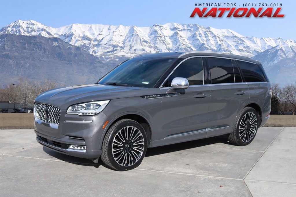 2020 Lincoln Aviator Black Label's photo