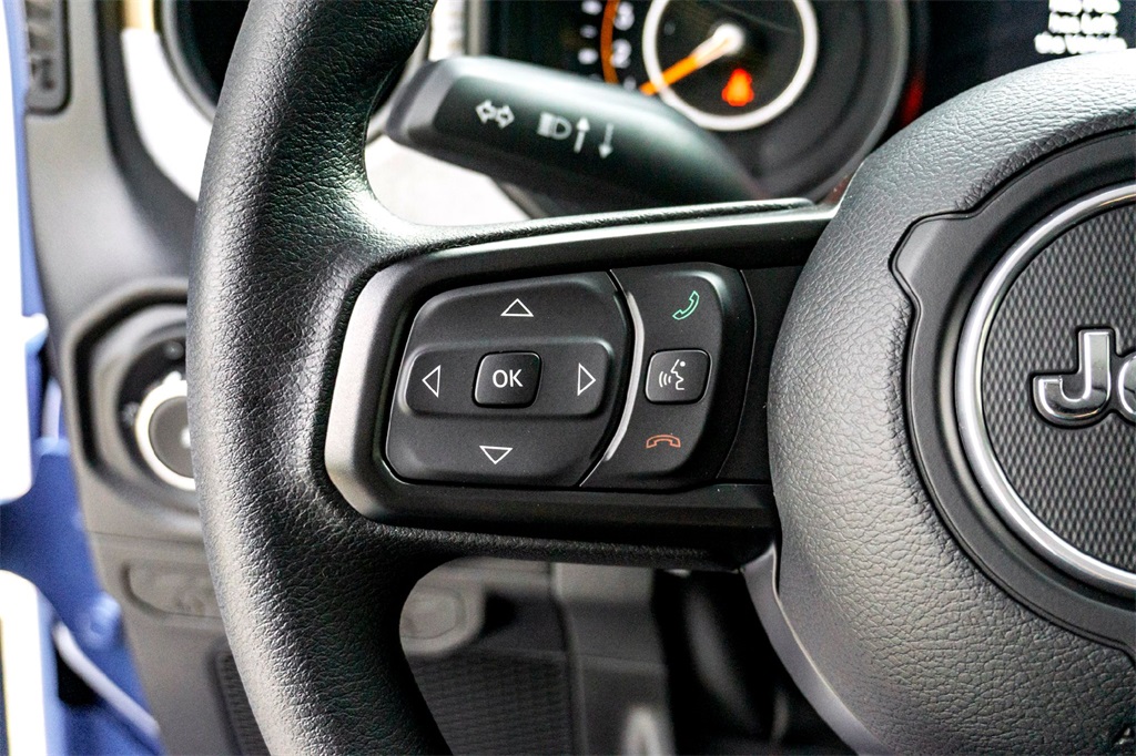 2025 Jeep Wrangler Sport photo 13