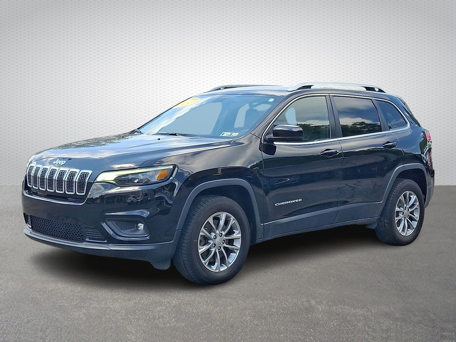 2019 Jeep Cherokee Latitude photo 3