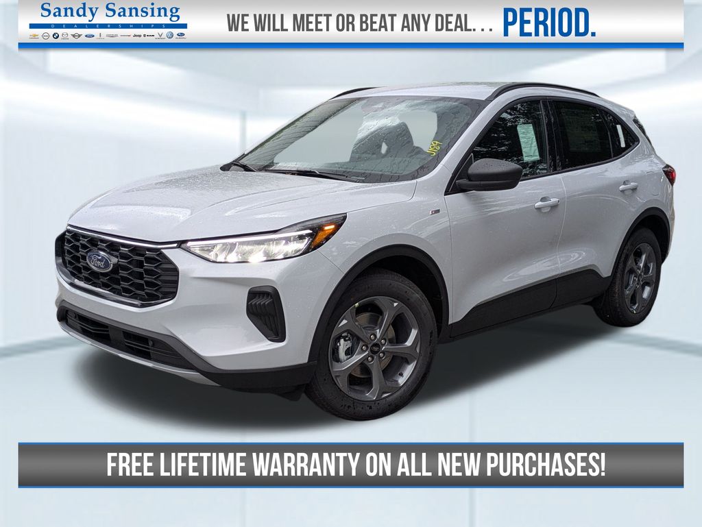 2025 Ford Escape ST-Line's photo