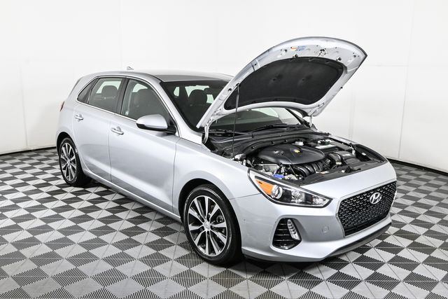 2020 Hyundai Elantra GT Base photo 30