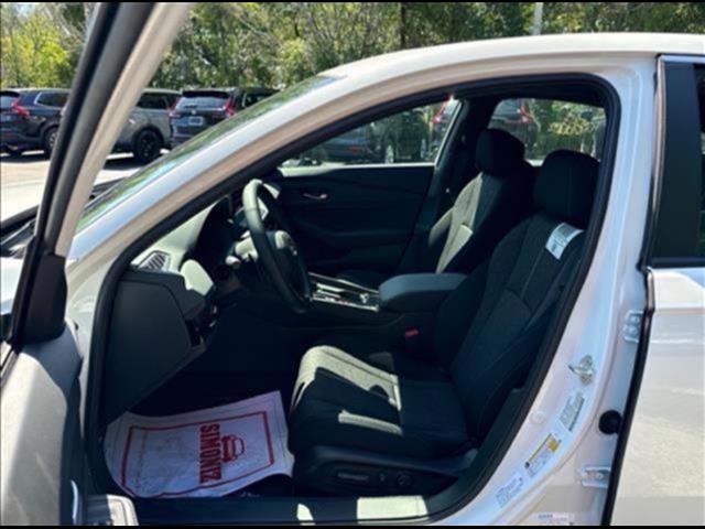 2025 Honda Accord Hybrid Touring photo 15