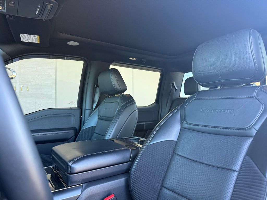 2022 Ford F-150 Raptor photo 9