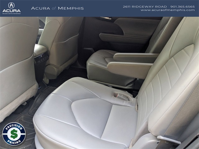 2022 Toyota Highlander XLE photo 21