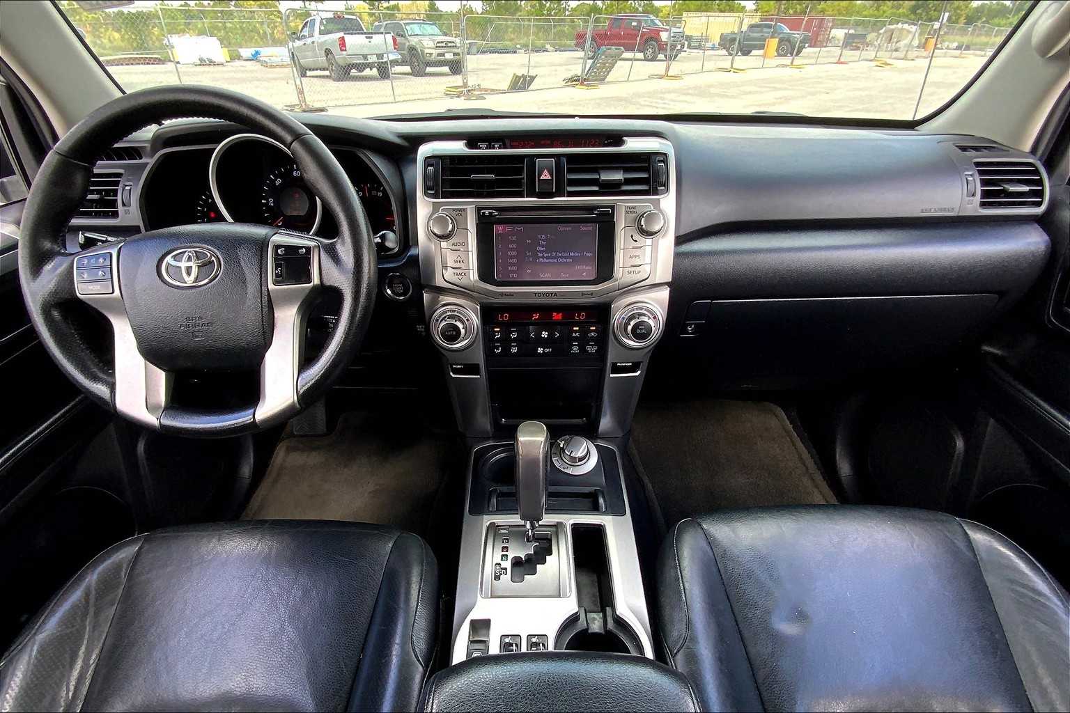2012 Toyota 4Runner SR5 photo 14