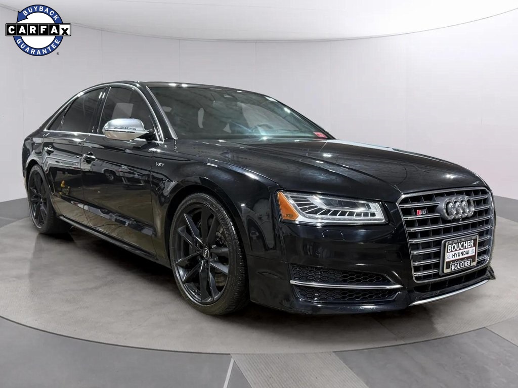 2017 Audi S8 Base's photo