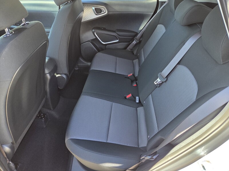 2025 Kia Soul LX S photo 6