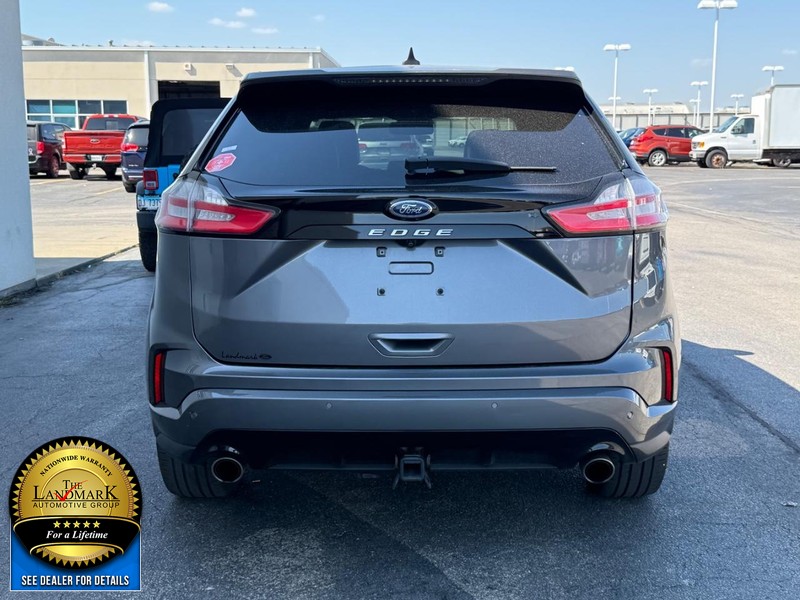 2021 Ford Edge ST-Line photo 4