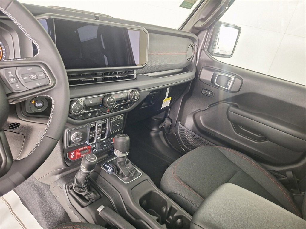 2025 Jeep Gladiator Rubicon photo 20
