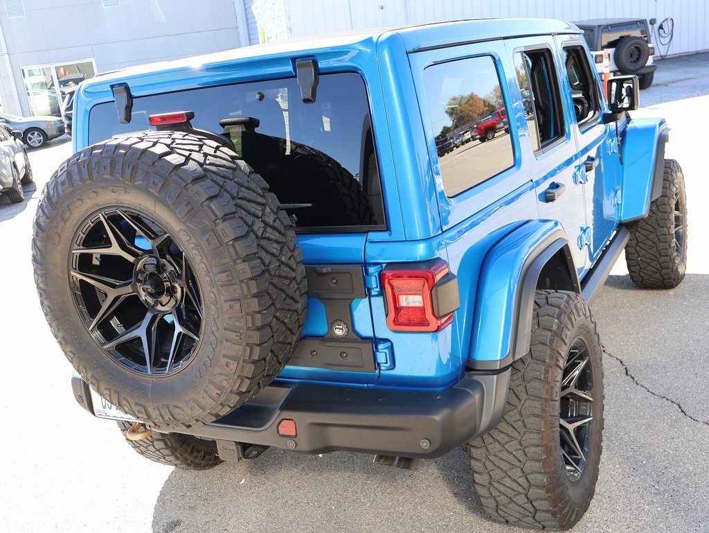 2023 Jeep Wrangler Rubicon 392 photo 4