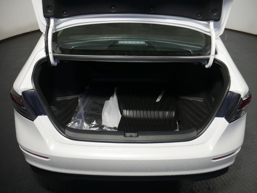 2025 Honda Accord 1.5T SE photo 3