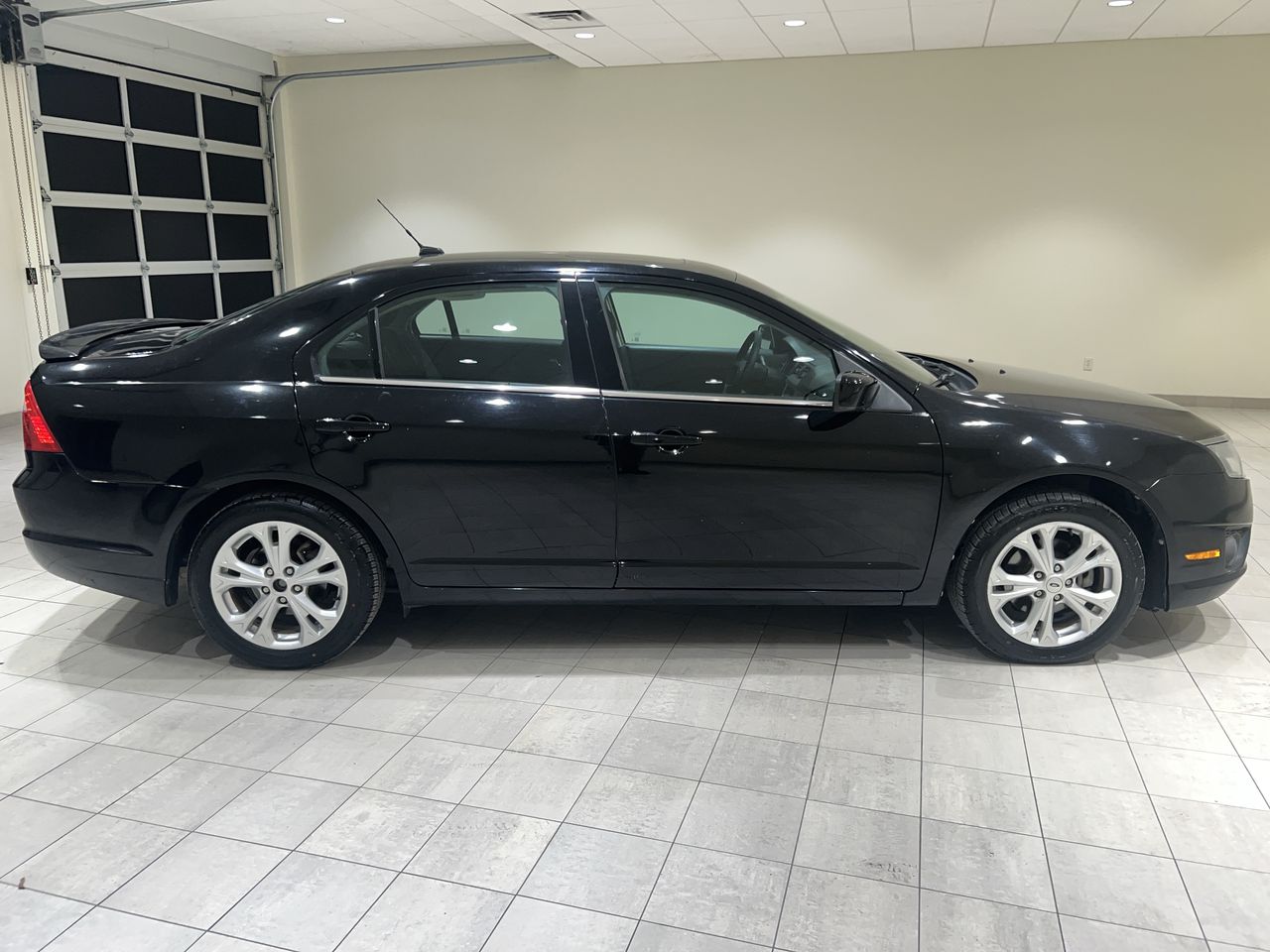 2012 Ford Fusion SE photo 41