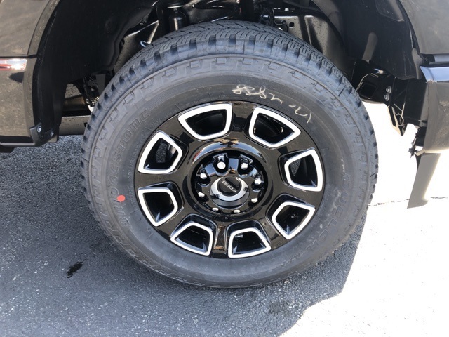 2025 Ford F-350 photo 4