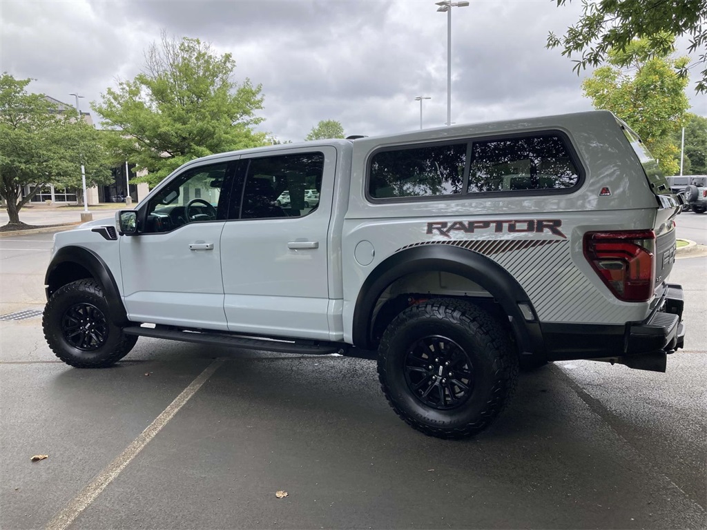 2025 Ford F-150 Raptor photo 4