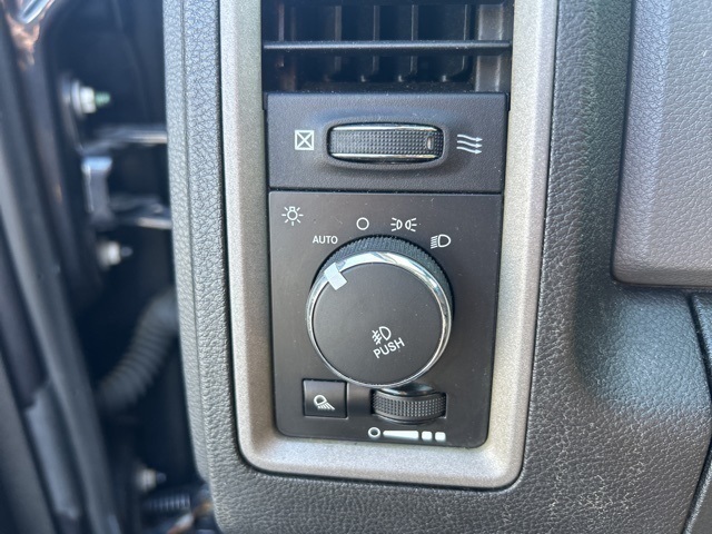 2014 Ram 1500 Express photo 11