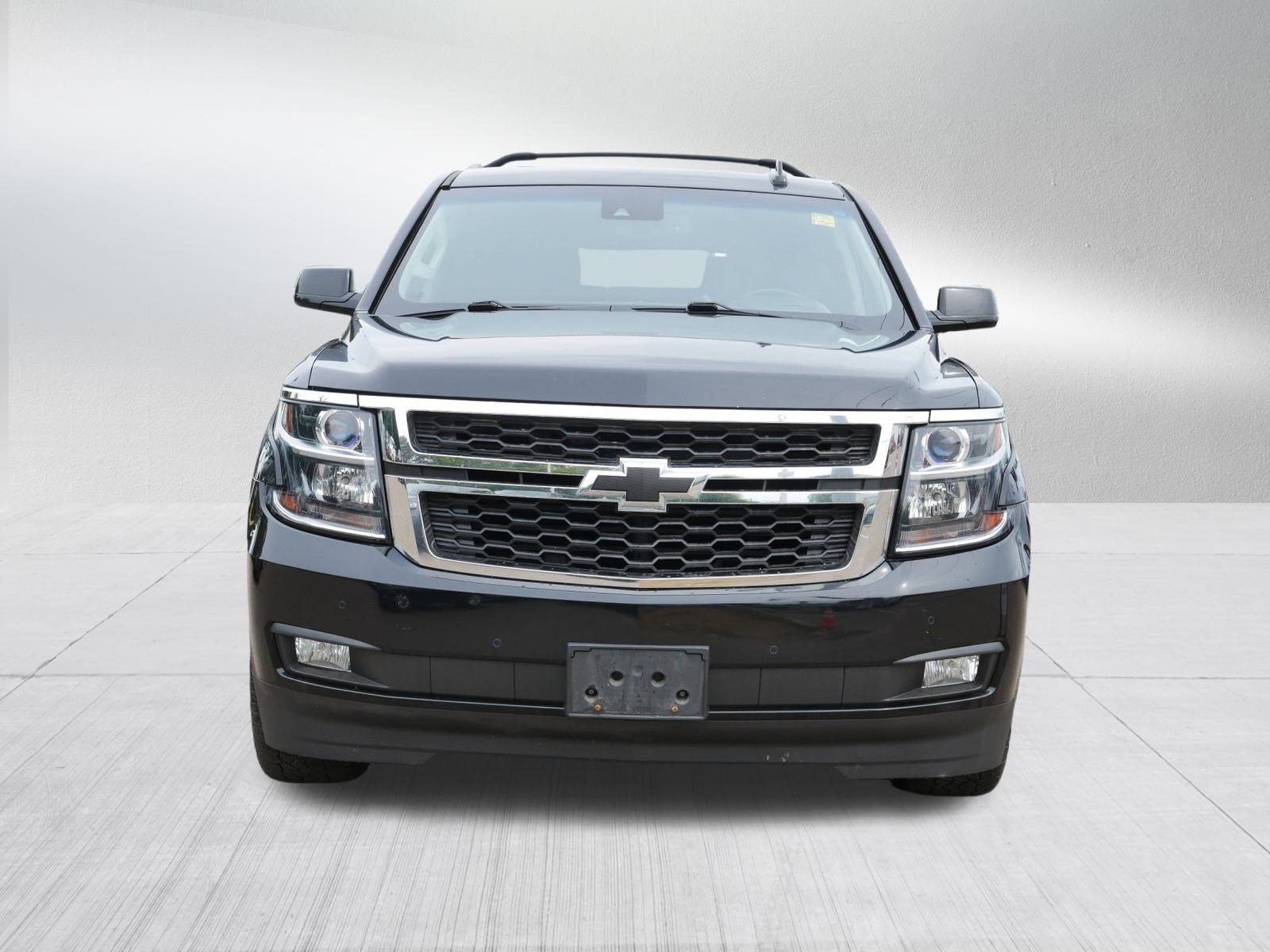 Used 2017 Chevrolet Suburban LT with VIN 1GNSKHKC9HR148669 for sale in Inver Grove, Minnesota