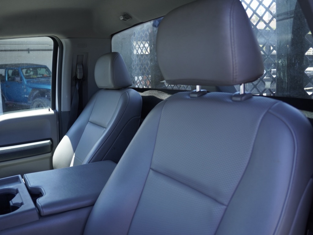 2022 Ford F-550 photo 14