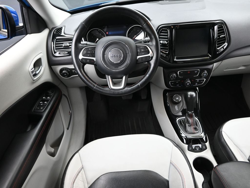 2018 Jeep Compass Limited photo 8